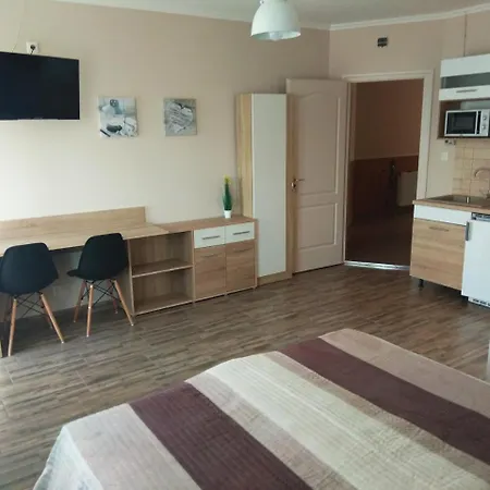 Apartment Alom