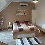 Apartment Alom *