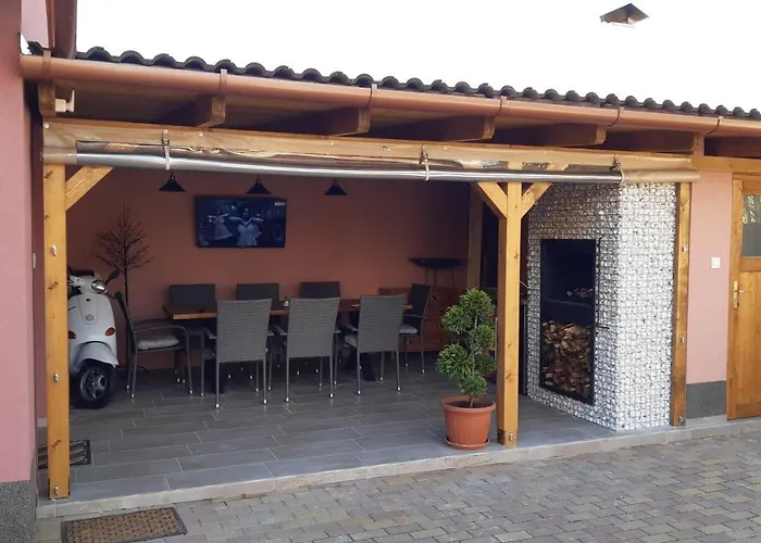 Alom Apartmán *
